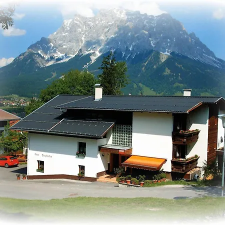 Haus Bergfrieden 3*
