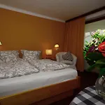 Haus Bergfrieden 게스트하우스
