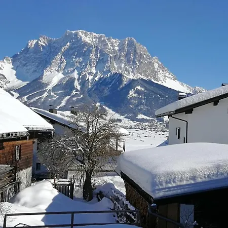 Haus Bergfrieden 3*